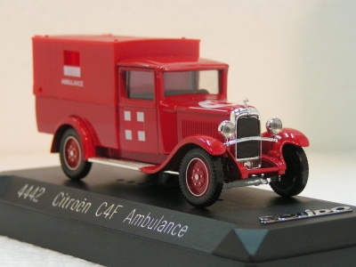 Citroen C4F ambulance