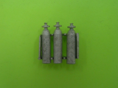 Bouteilles CO2 avec support / MVI Pieces d�tach�es
