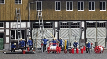 Kit de d�taillage pompiers (devidoirs,echelles, aspiraux,tuyaux etc) echelle 1/87