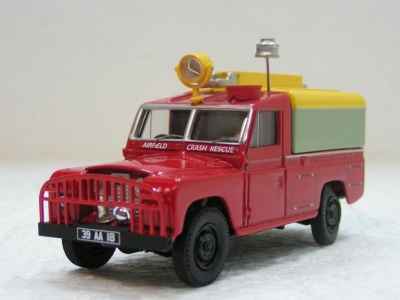 Land Rover Airfield crash Rescue truck Royal Air Force Limited Edition / CORGI
