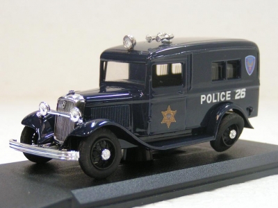 Ford V8 Fourgon Police USA / Police