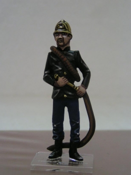 Pompiers en tenue d'intervention 1900 avec lance