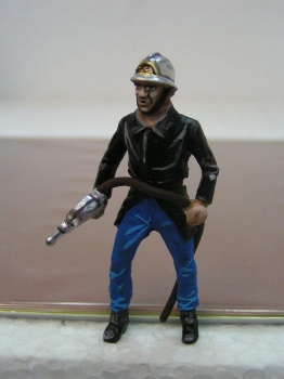 Pompiers en tenue d'intervention 1970 avec lance