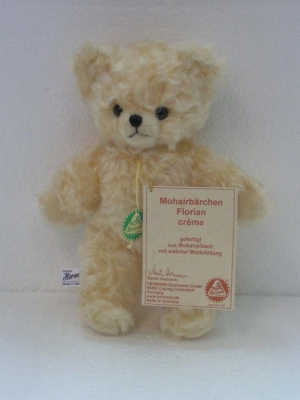 Ours Florian en mohair cr�me / HERMANN