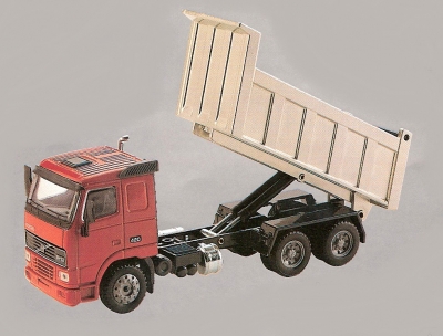 Volvo FH-12-420 benne basculante / Camions