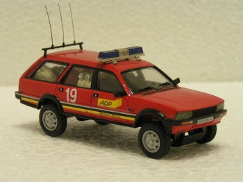 Peugeot 505 breack Dangel 4X4 pompiers A�roport de Paris