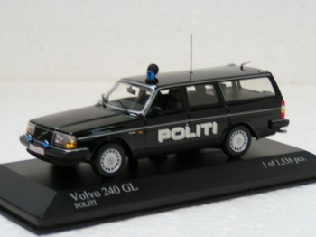 Volvo 240GL Break 1986 "Politi"