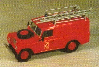LAND ROVER 109 tol�e pompier / MVI kits