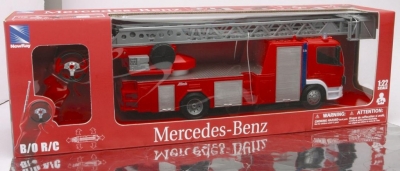 Grande Echelle Mercedes Benz Radiocommand�e / Radio Commande