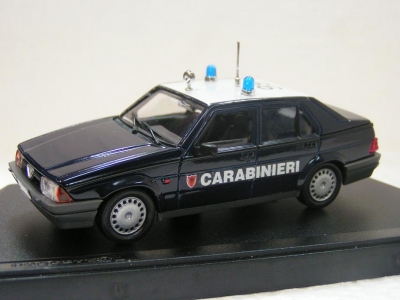 Alfa Romeo 75 1600 Carabinieri / Gendarmerie