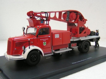 Camion grue Mercedes Benz L6600 
