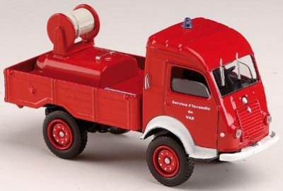 Renault 4x4 premier secours / New