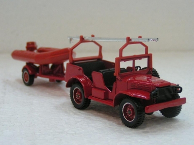 Dodge 4X4 avec Zodiac