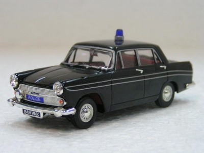 Hertfordshire Constabulary Austin A60 Cambrige / Police