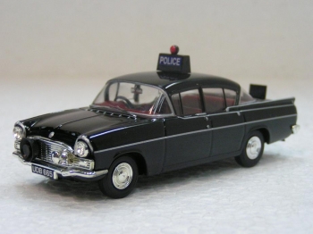 Stockport Borough Police Vauxhall velox PA