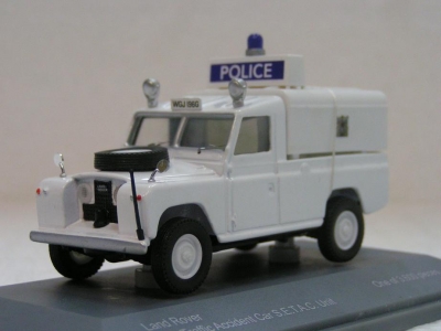 Land Rover Met Traffic Accident Car S.E.T.A.C Unit / Police