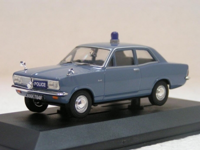 Vauxhall Riva Hertfordshire Constabulary / Police