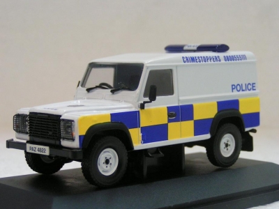 Land Rover Defender Police Service of Northern Ireland / Police