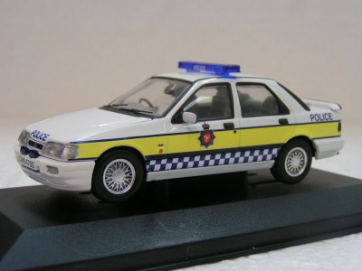 Ford Sierra Sopphire Cosworth (edition limitée) / Police