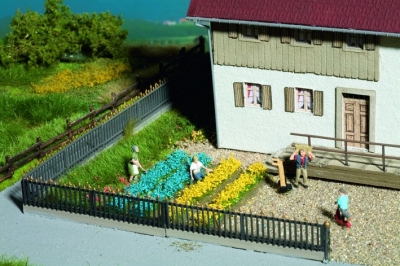 NOCH Flowerbeds , yellow/blue Decorations and landscapes