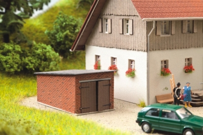 NOCH garage HO scale