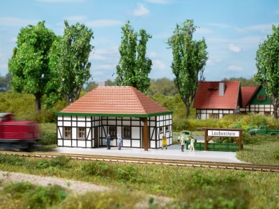 AUHAGEN kit à construire en plastique teinté de petite gare rurale (colle non incluse) Bulding