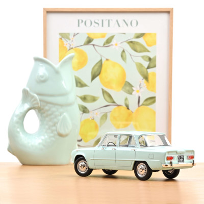 NOREV ALFA ROMEO  Giulia TI 1964 bleu ciel 1/18 Cars