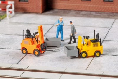 AUHAGEN kit à construire en plastique teinté de 2 transpalettes  (colle non incluse) Decors et diorama