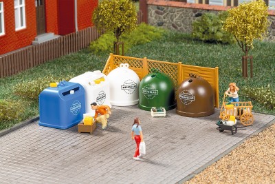 AUHAGEN kit à construire en plastique teinté d'ensemble de tri pour recyclage (colle non incluse) Batiments