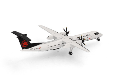 HERPA avion en métal Bombardier Q400 