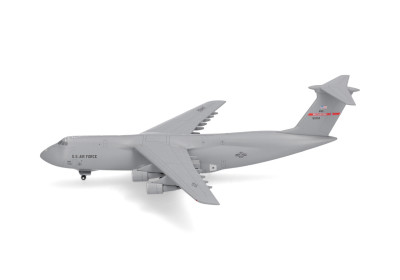 HERPA avion en métal C-5A USAF 155 AS Tenessee ANG (série limitée) Avions et Hélicoptères