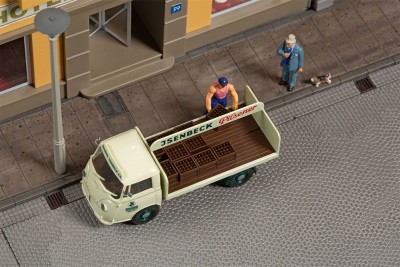 AUHAGEN superbe camion miniature MC Goliath Expr.1100 plateau transport de boisson 