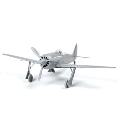 ZVEZDA plastic kit 