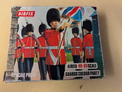 AIRFIX set of figures (42 pieces) 