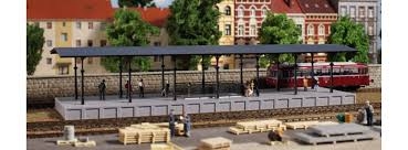 AUHAGEN kit en plastique de quai de gare avec auvent  (336x79x64/70mm) Trains