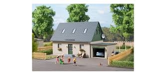 AUHAGEN kit plastique de maison avec garage  (158x126 x 90 mm) Trains