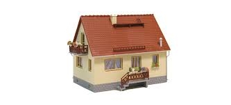 AUHAGEN plastic kit single familly house (easy to built cement not included) HO scale