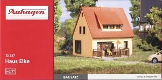 AUHAGEN plastic kit of House Elke (77x90x80mm) HO scale