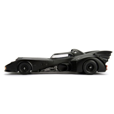 JADA diecast car 1/24 BATMOBILE BATMAN w/BATMAN figure Black DC comics  1989 Diecast models