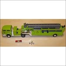 BUSCH /PRALINE US Fire Engine Ladder  trailer green Fire engine