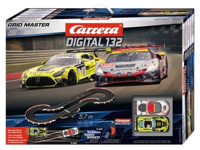 CARRERA DIGITAL 1/32  track race 18.70 ft lenght  2 cars GT3 and digital wireless power Slot racing