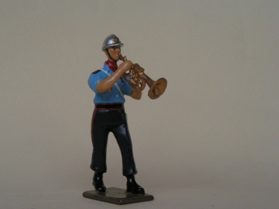 CBG MIGNOT Trompette musique SAPEURS POMPIERS au défilé tenue d'été Figurines Plombs