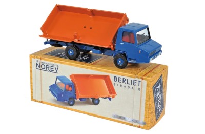 NOREV Berliet Stradair benne basculante latérale orange et bleu Diecast models