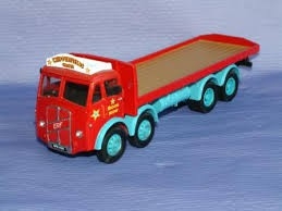 CORGI TOYS ERF 8 wheel rigid truck camion ERF 4 essieux plateau 