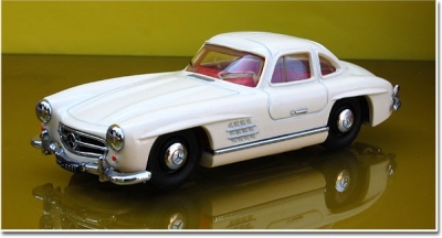 DINKY MATCHBOX Mercedes Benz 1955 300SL Gullwing Véhicules miniatures