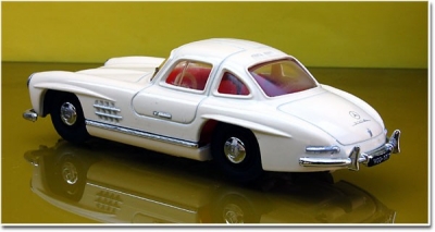 DINKY MATCHBOX Mercedes Benz 1955 300SL Gullwing Cars