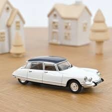 NOREV Citroen DS21 Pallas blanc carrara (série limitée) Véhicules miniatures