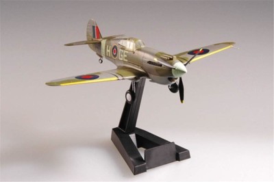 EASY MODEL plane built  (plastic) 
