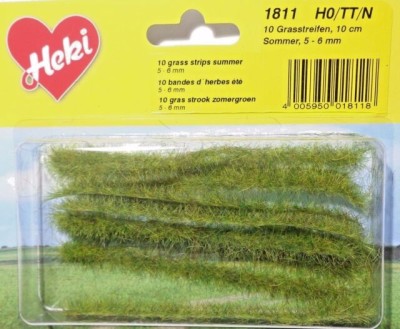 HEKI bandes  d'herbe d'été 5/6mm longueur 10cm Decorations and landscapes