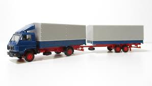 HERPA camion Man + remorque Camions